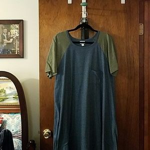 2xl lularoe Carly green and blue lula
